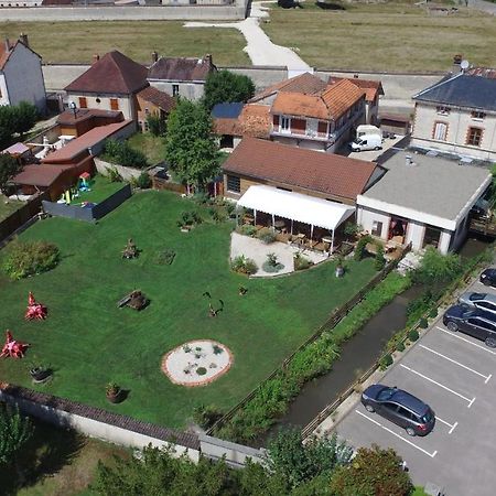 Hotel Restaurant De L'Abbaye Clairvaux Kültér fotó