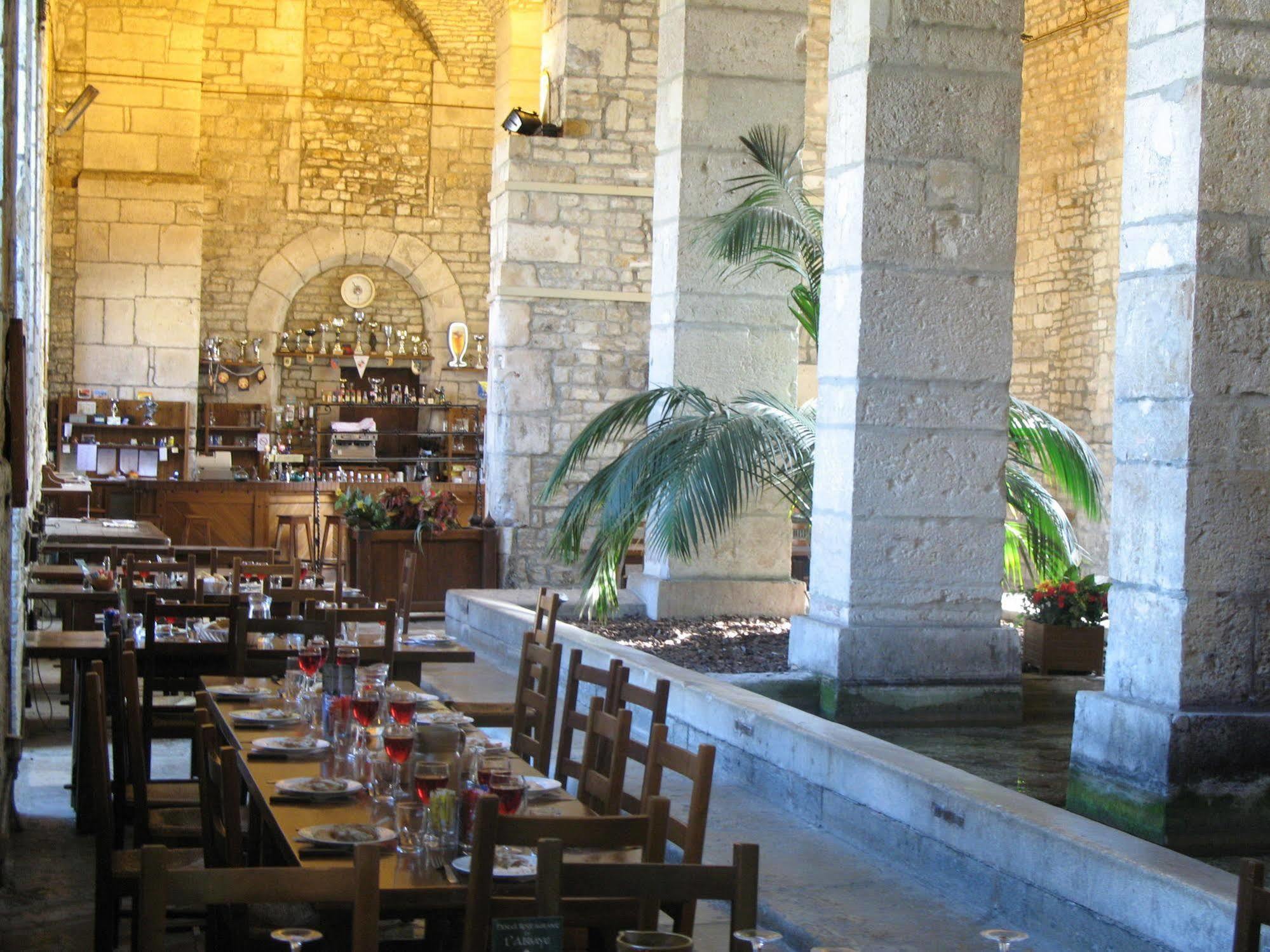 Hotel Restaurant De L'Abbaye Clairvaux Kültér fotó